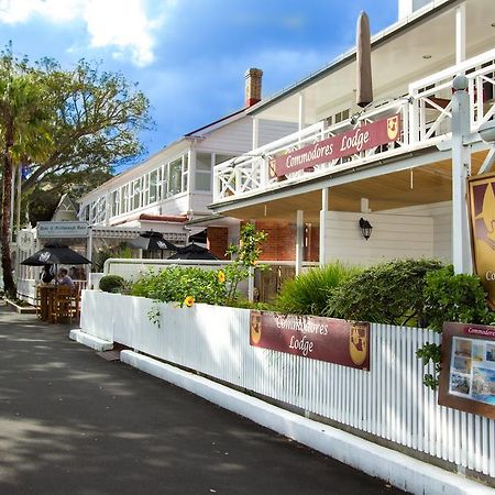 Commodores Lodge Russell Exterior foto